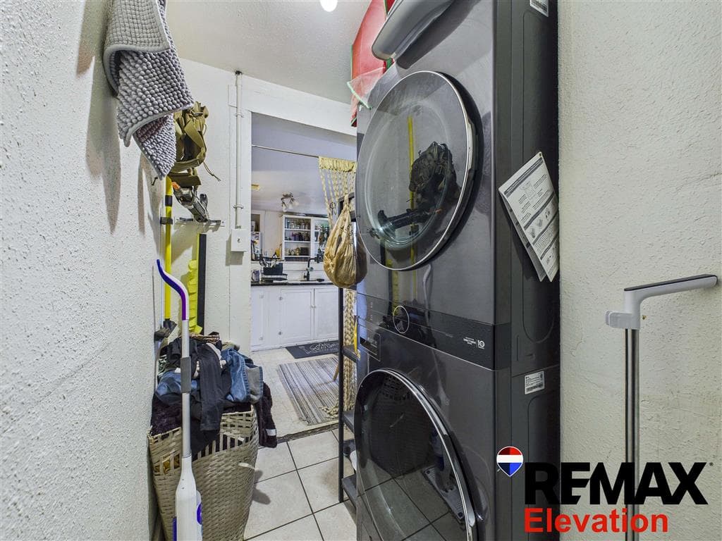 1725 Alger Ave — photo 22 of 32