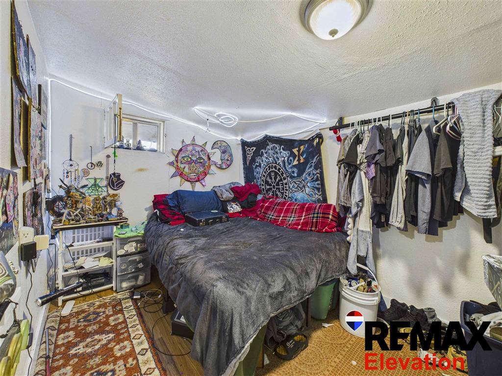 1725 Alger Ave — photo 24 of 32