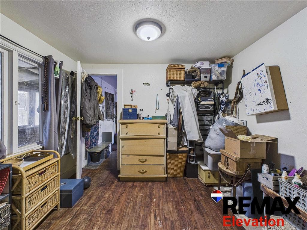 1725 Alger Ave — photo 28 of 32