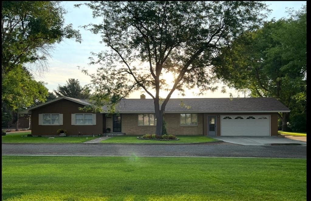 1211 Road 11 1/2 photo 1