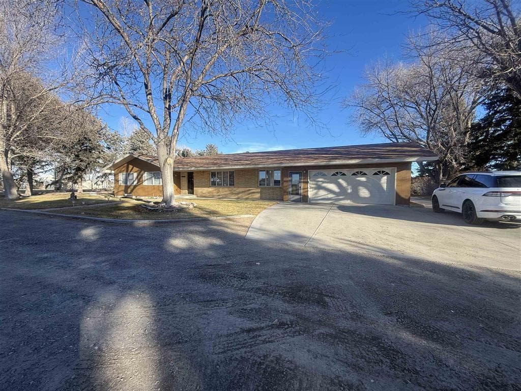 1211 Road 11 1/2 — photo 5 of 50