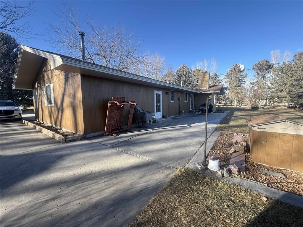 1211 Road 11 1/2 — photo 6 of 50