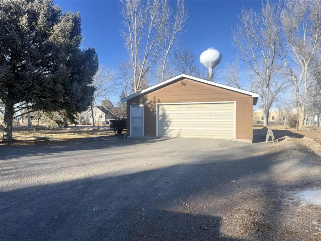 1211 Road 11 1/2 — photo 8 of 50