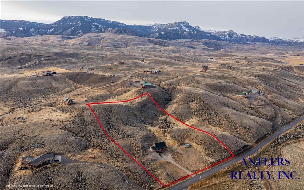 82 Stagecoach Trl — photo 2 of 53