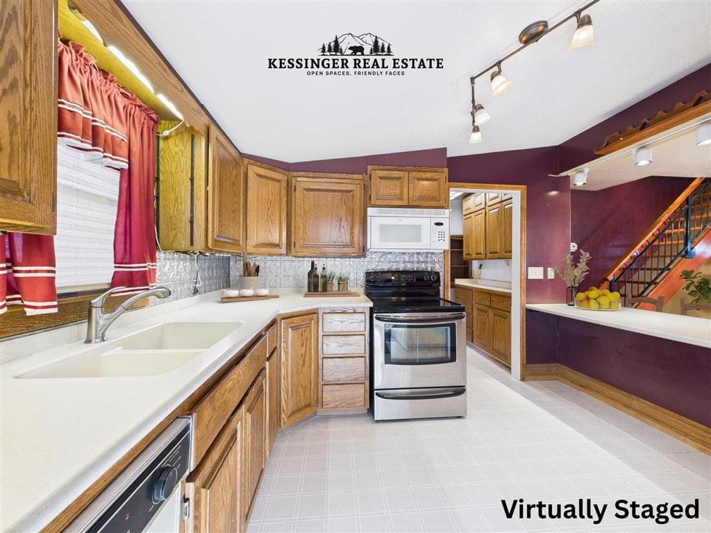 228 S 6th St — photo 12 of 40