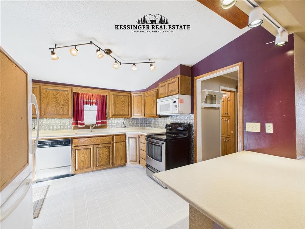 228 S 6th St — photo 15 of 40