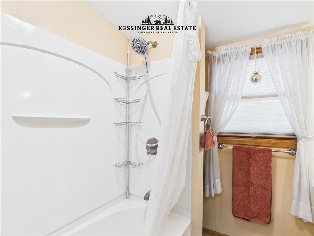 228 S 6th St — photo 19 of 40