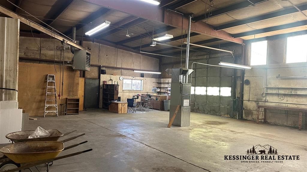 232 S 6th St — photo 3 of 12