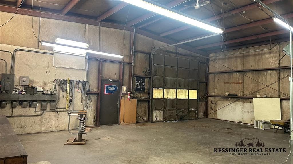 232 S 6th St — photo 8 of 12