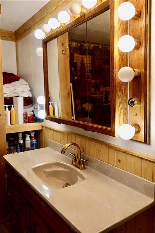 1608 Alger Ave — photo 11 of 34