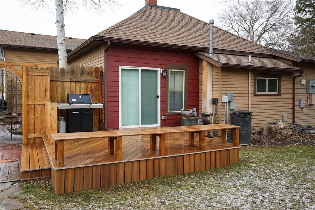 1608 Alger Ave — photo 12 of 34