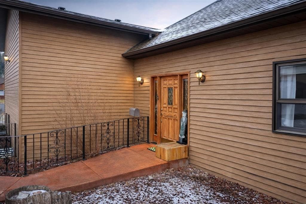 1608 Alger Ave — photo 15 of 34