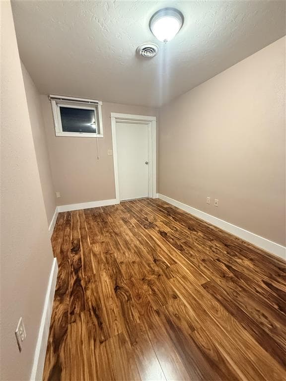 1608 Alger Ave — photo 24 of 34