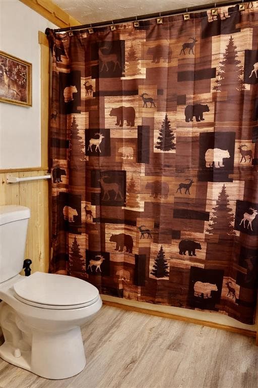 1608 Alger Ave — photo 10 of 34