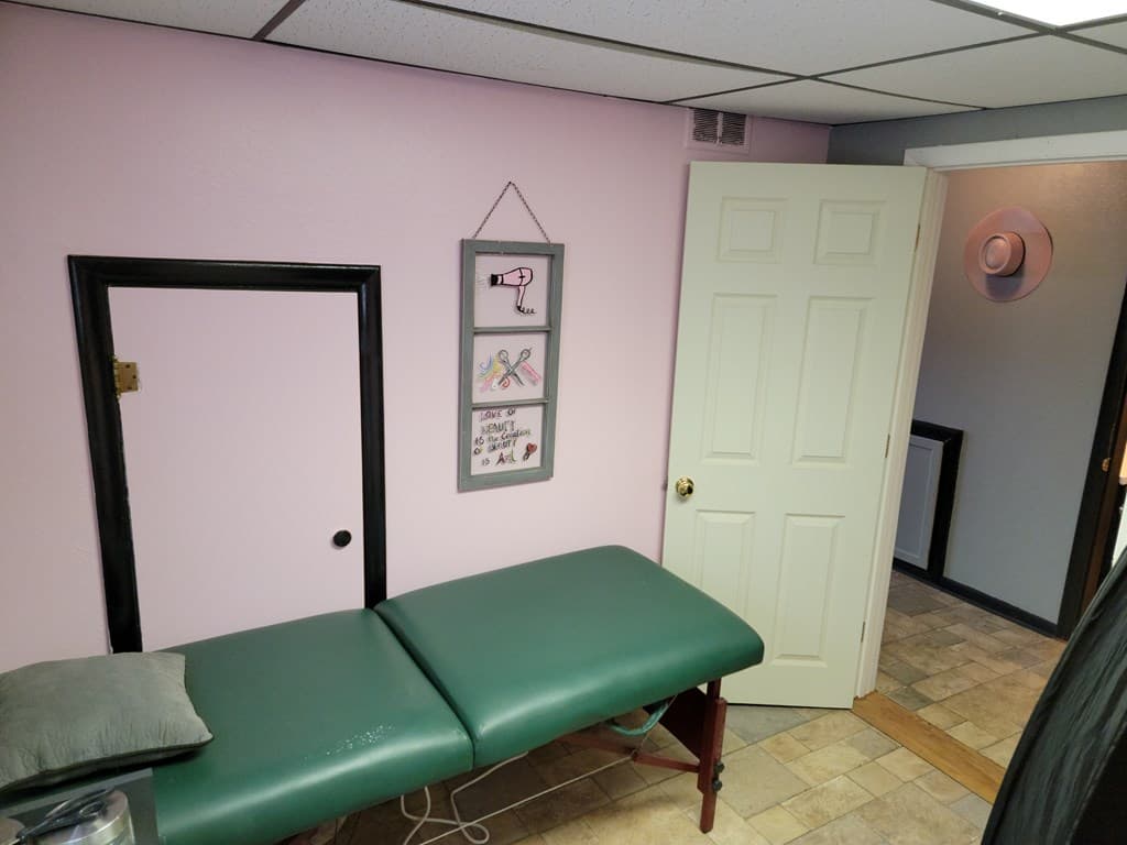 450 Montana Ave — photo 14 of 39