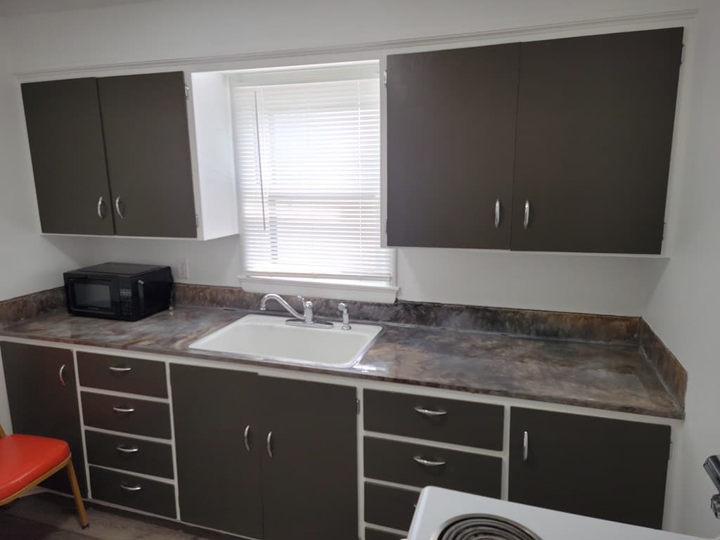 450 Montana Ave — photo 18 of 39