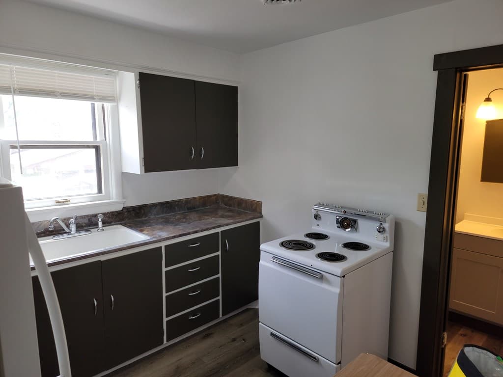 450 Montana Ave — photo 19 of 39