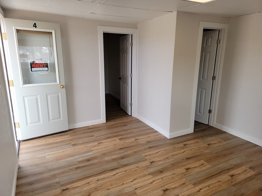 450 Montana Ave — photo 30 of 39