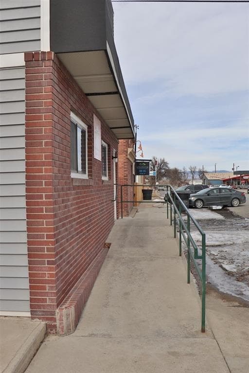 450 Montana Ave — photo 5 of 39