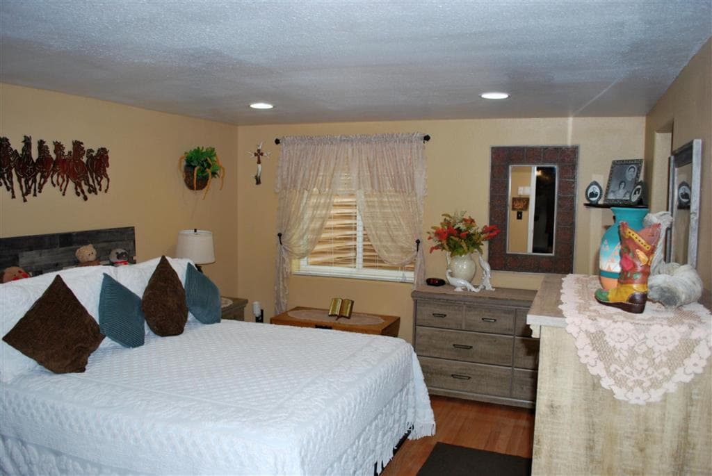 722 S 13th St — photo 13 of 40