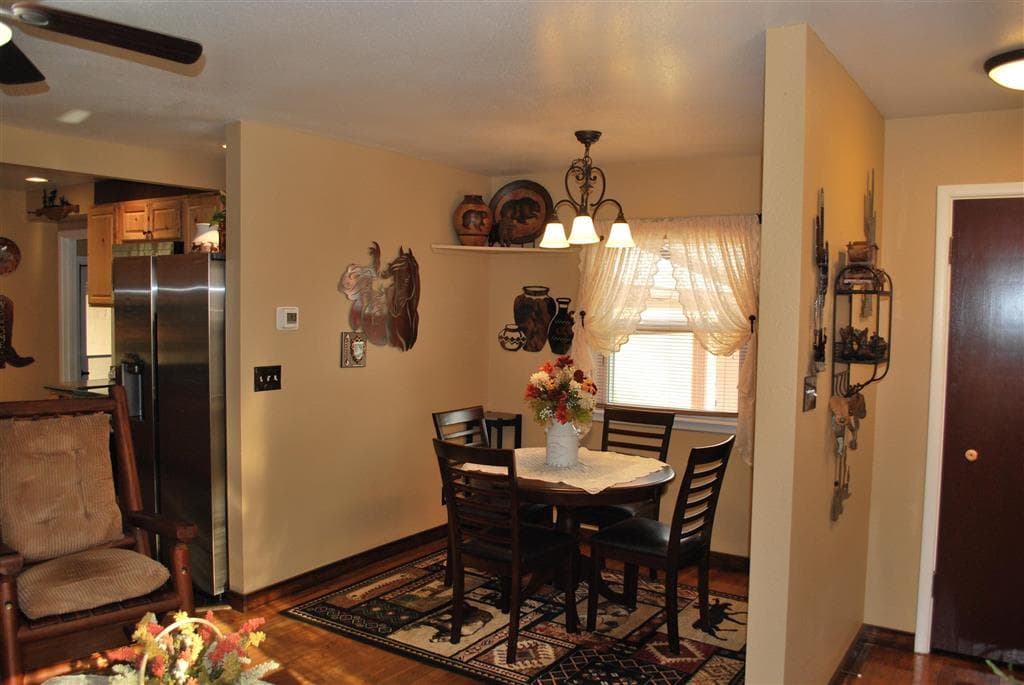 722 S 13th St — photo 4 of 40