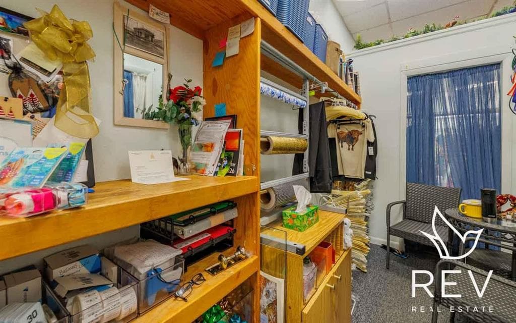 1284 Sheridan Ave — photo 30 of 31