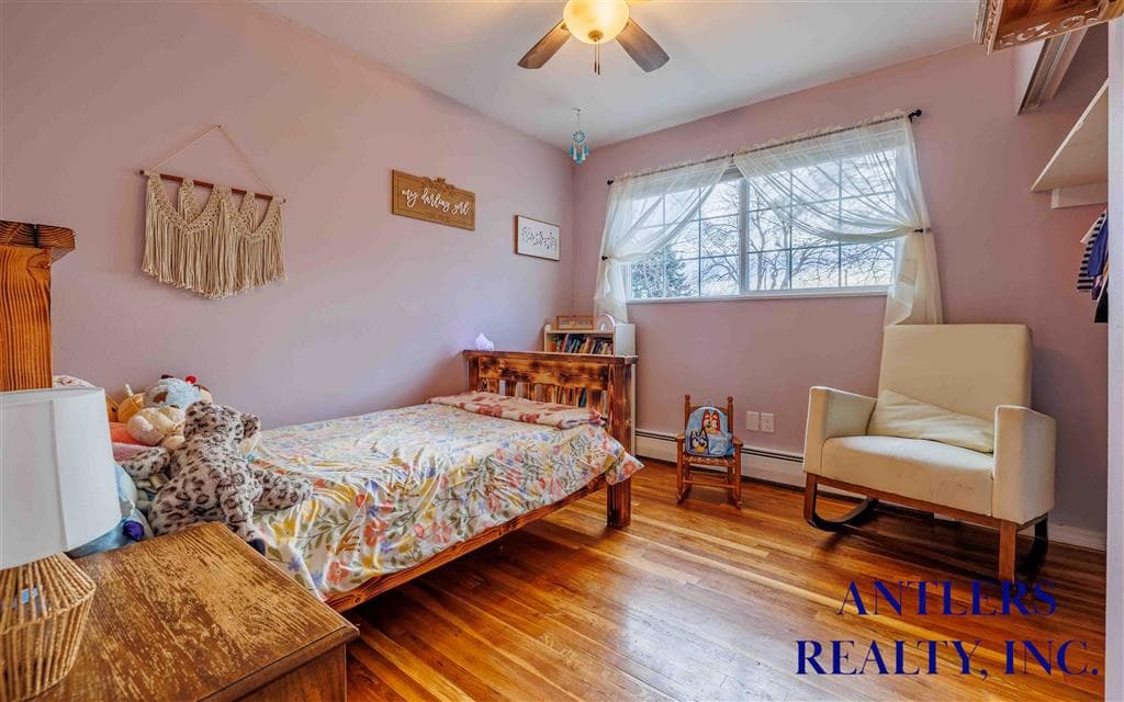 435 E 8th St — photo 19 of 42