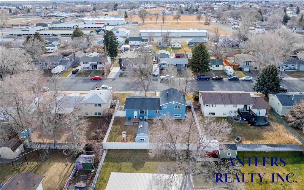 435 E 8th St — photo 37 of 42