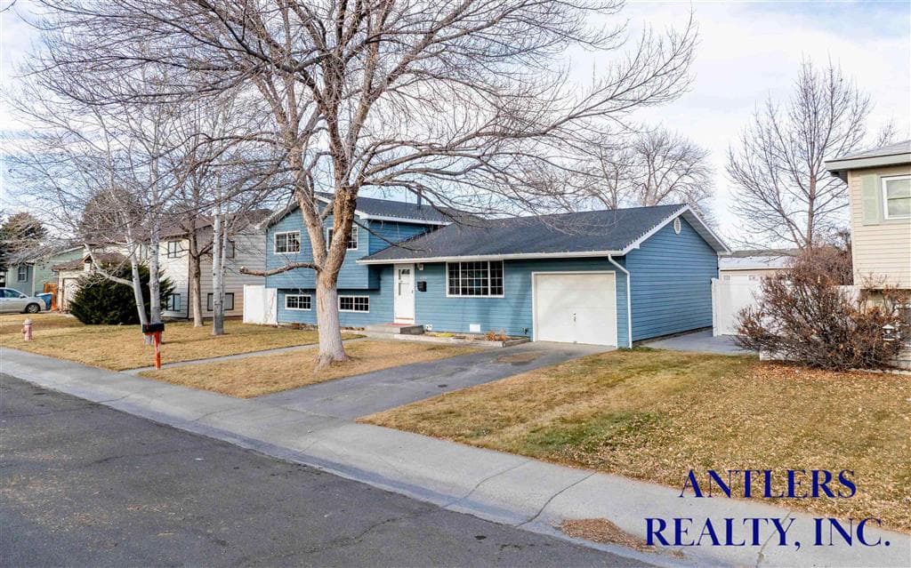 435 E 8th St — photo 39 of 42