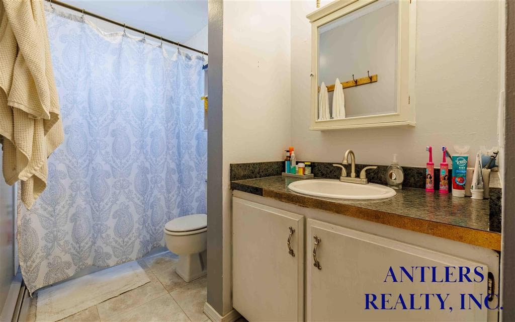 435 E 8th St — photo 42 of 42