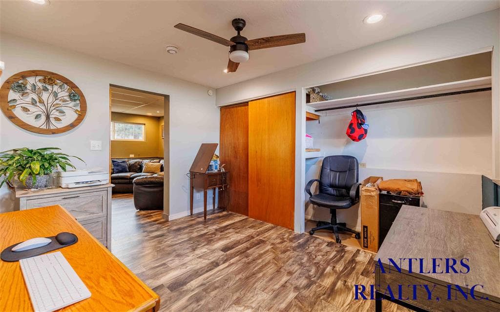 435 E 8th St — photo 10 of 42