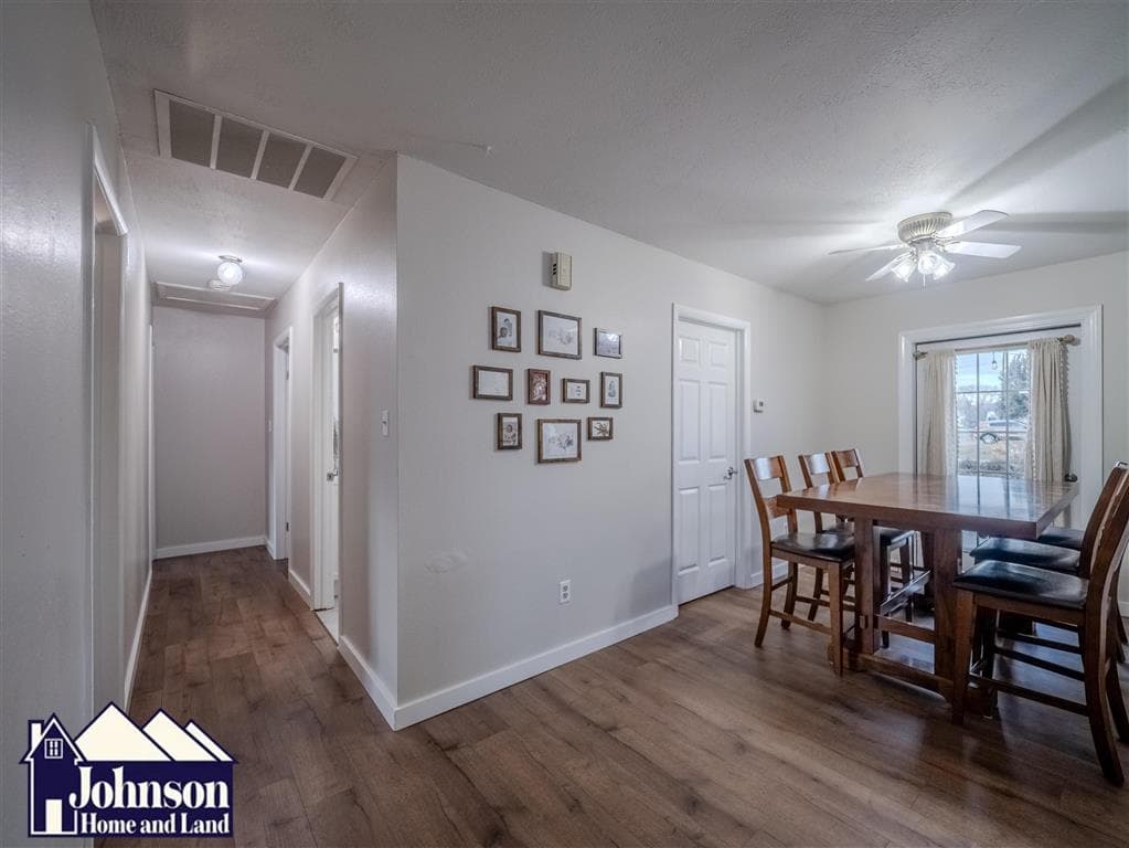 19 Circle Dr — photo 8 of 19