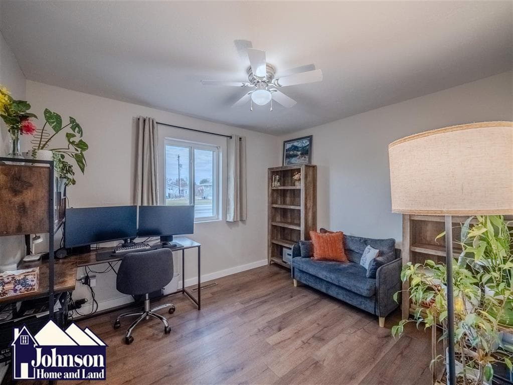 19 Circle Dr — photo 9 of 19