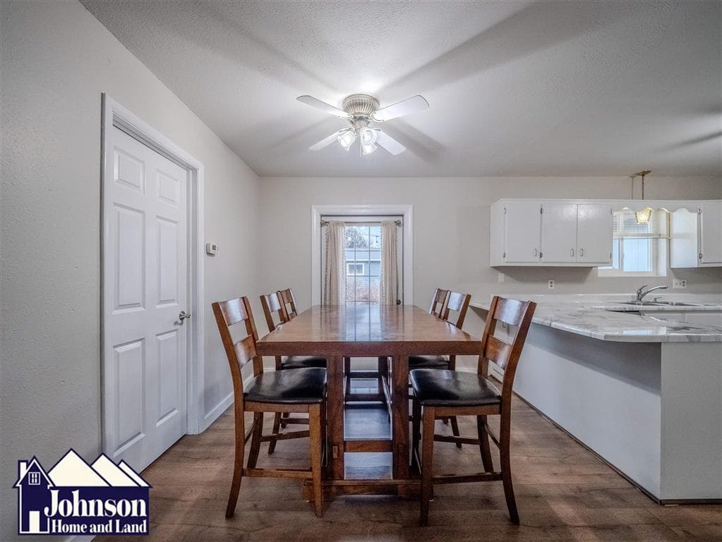 19 Circle Dr — photo 10 of 19