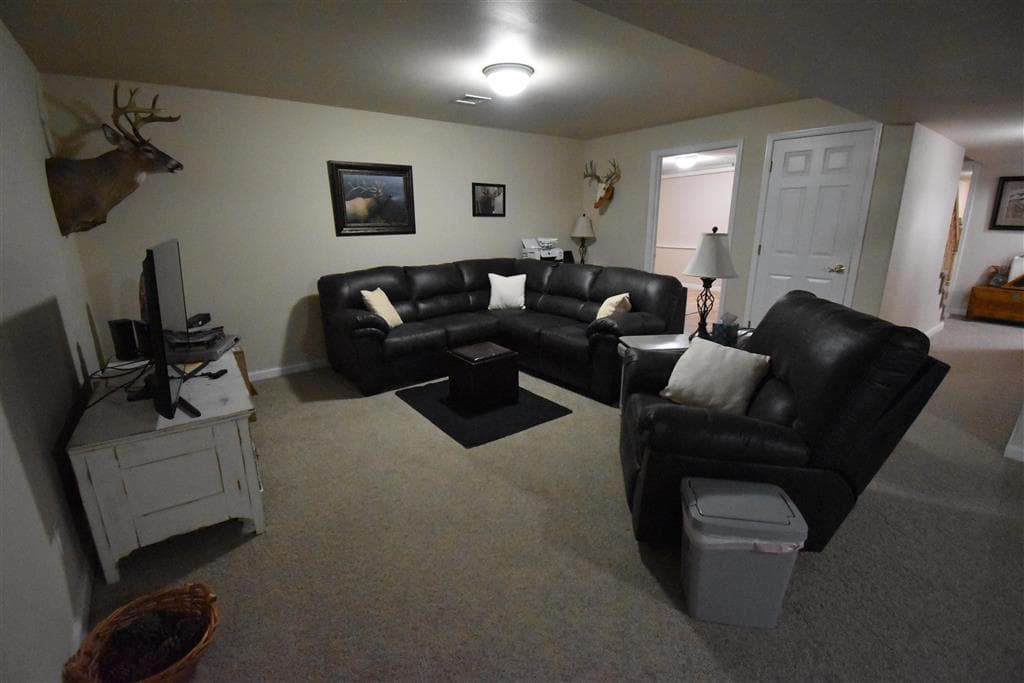 1157 Aspen Ln — photo 36 of 47