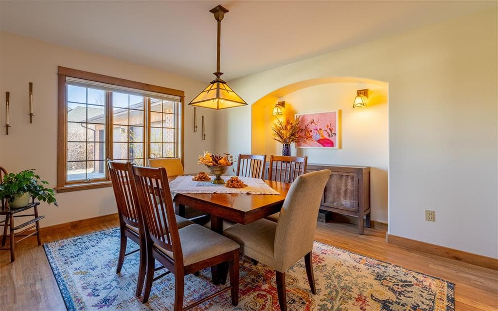 2340 Larkspur Ct — photo 8 of 24