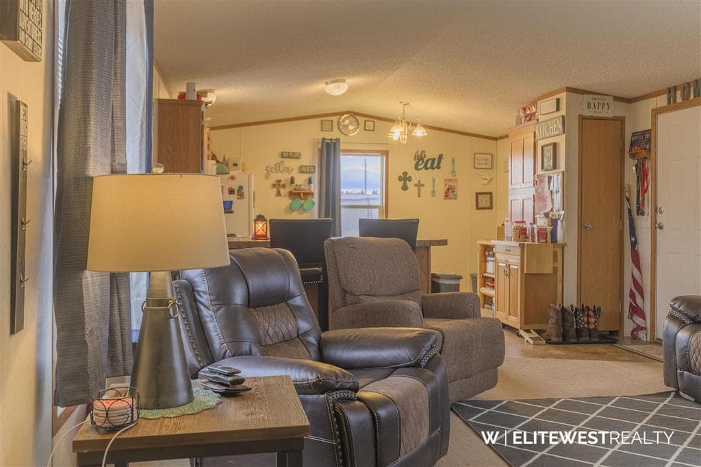 2729 D Avenue — photo 13 of 46