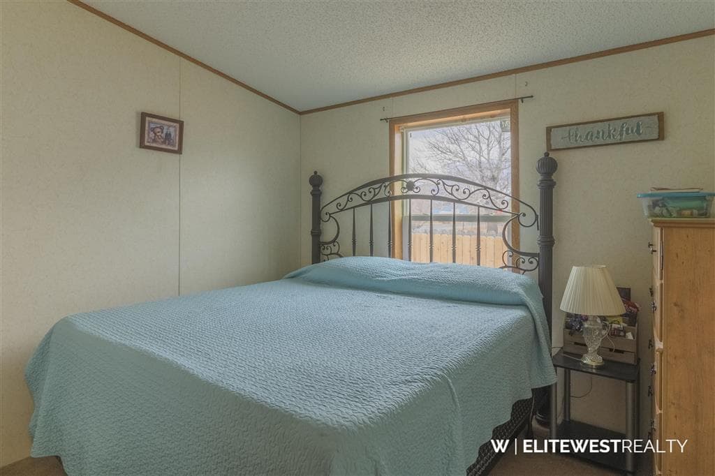 2729 D Avenue — photo 16 of 46