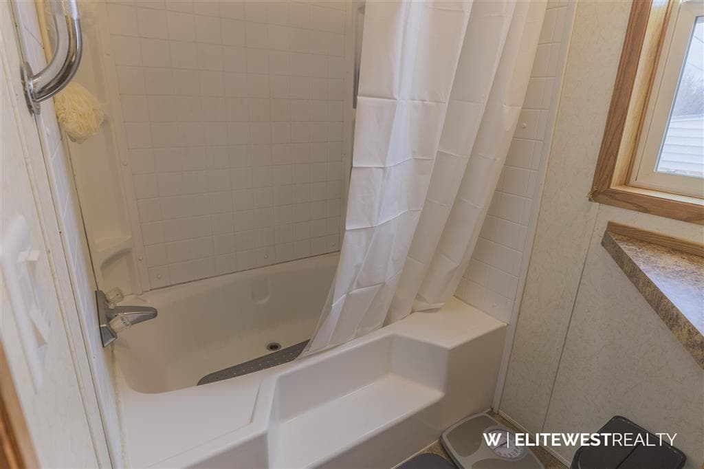 2729 D Avenue — photo 29 of 46