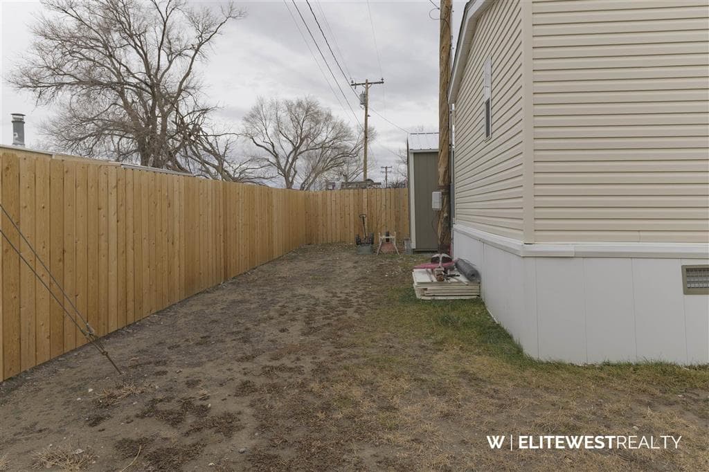 2729 D Avenue — photo 37 of 46