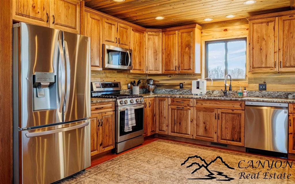 981 Road 18 — photo 13 of 75