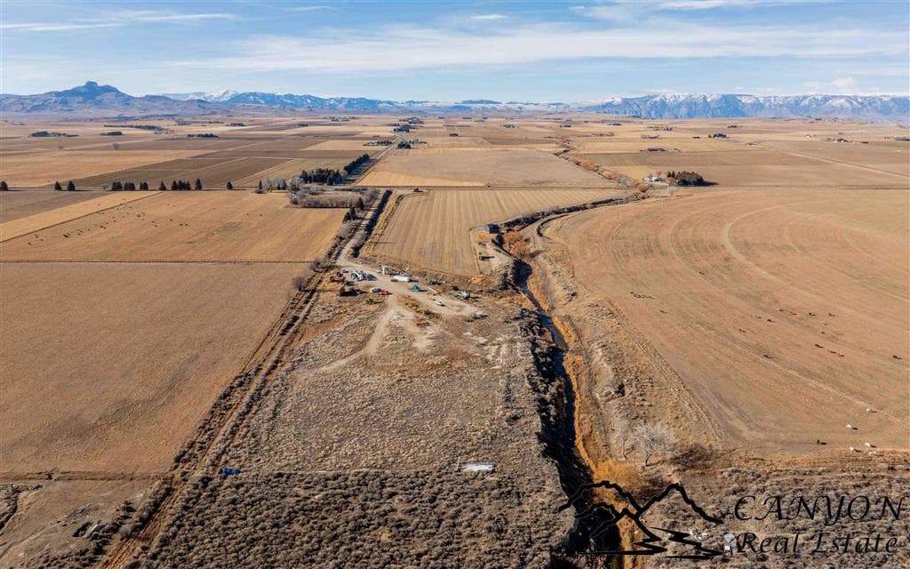 981 Road 18 — photo 72 of 75