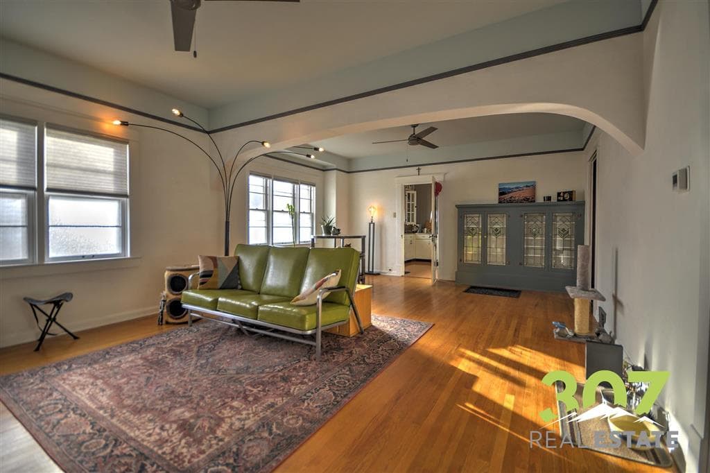 436 N Absaroka St — photo 4 of 57