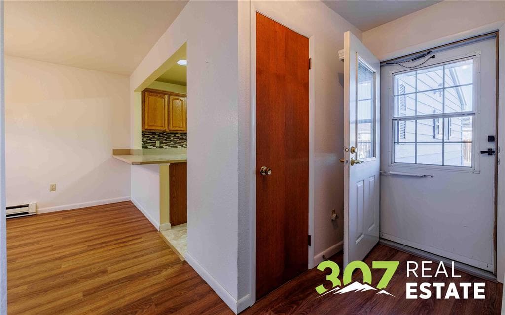 966 Avenue G — photo 2 of 25