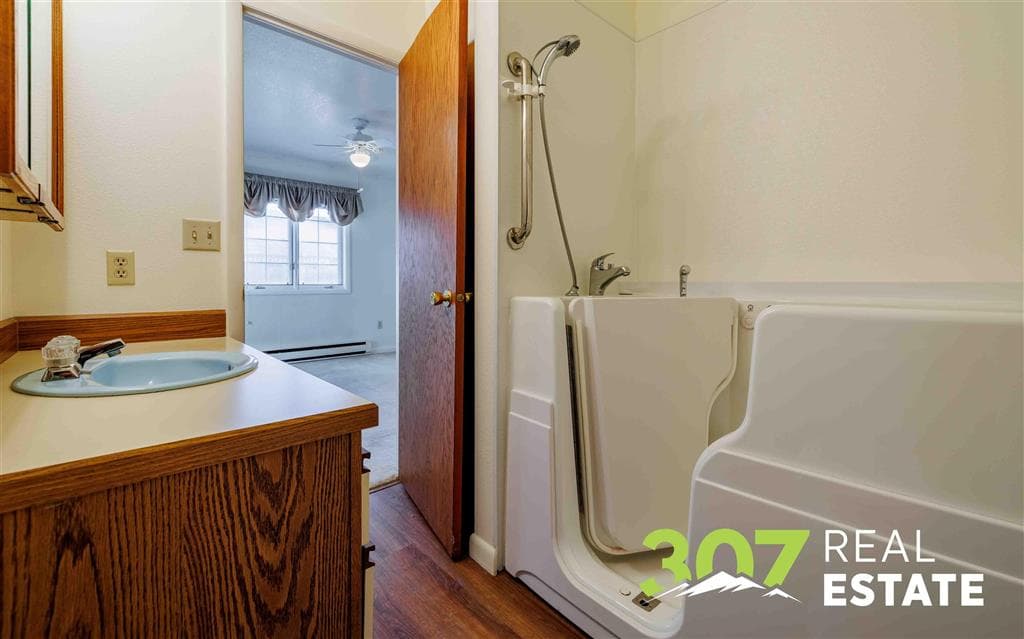 966 Avenue G — photo 20 of 25