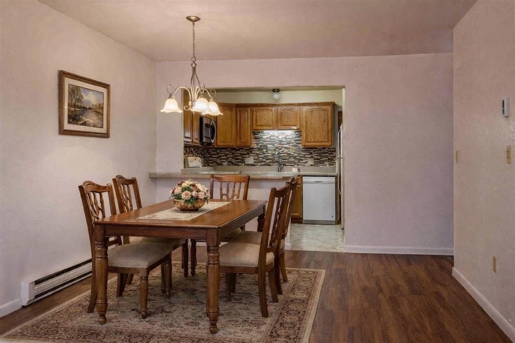 966 Avenue G — photo 6 of 25