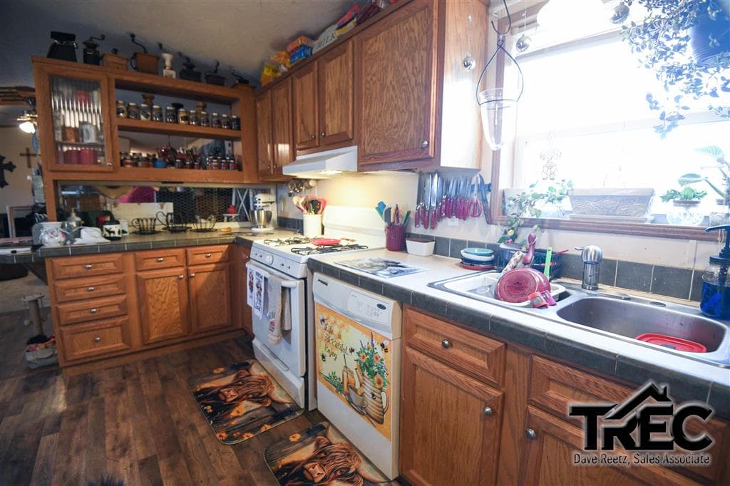 783 Road 12 1/2 — photo 15 of 35