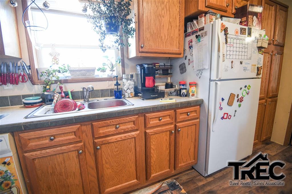 783 Road 12 1/2 — photo 16 of 35