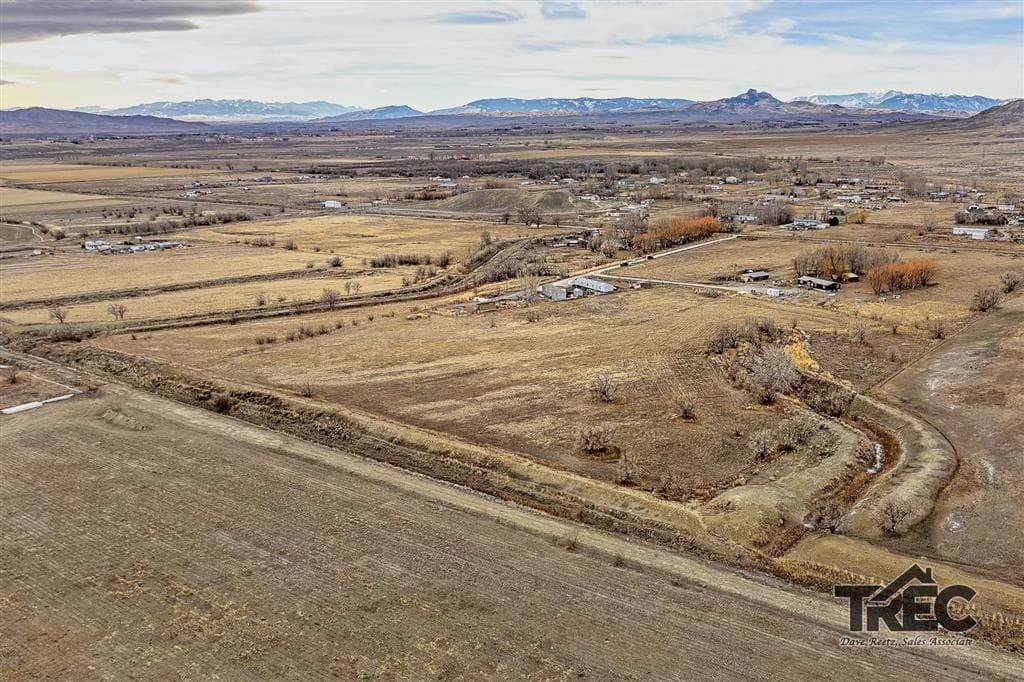 783 Road 12 1/2 — photo 31 of 35