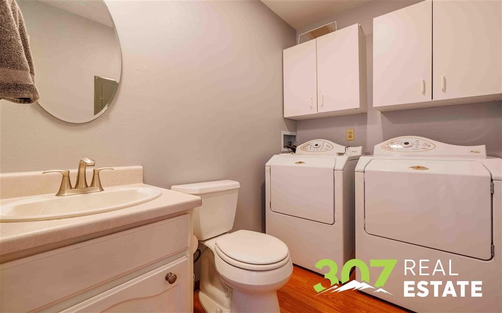 1744 26th St — photo 11 of 18